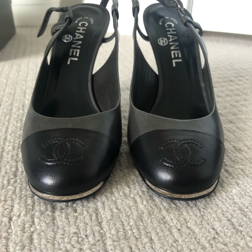 ✨Flash Sale✨Chanel CC Leather Slingback Heel - Picture 7 of 8
